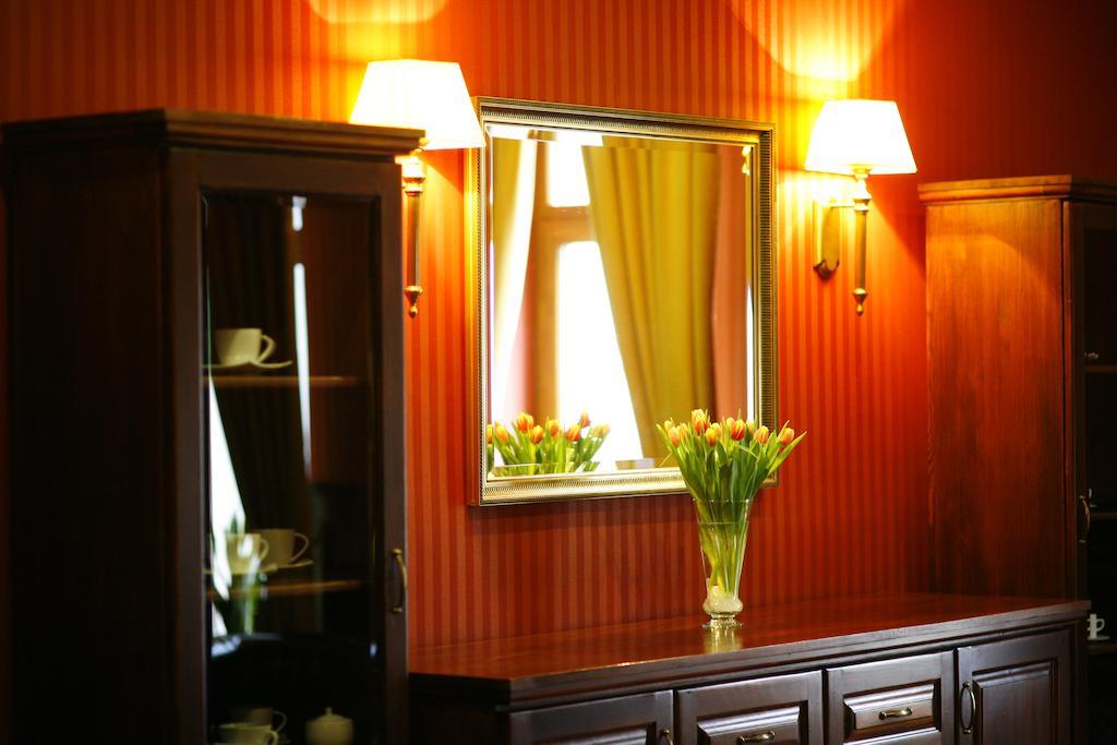 Hotel Zorza Namyslów Exterior foto