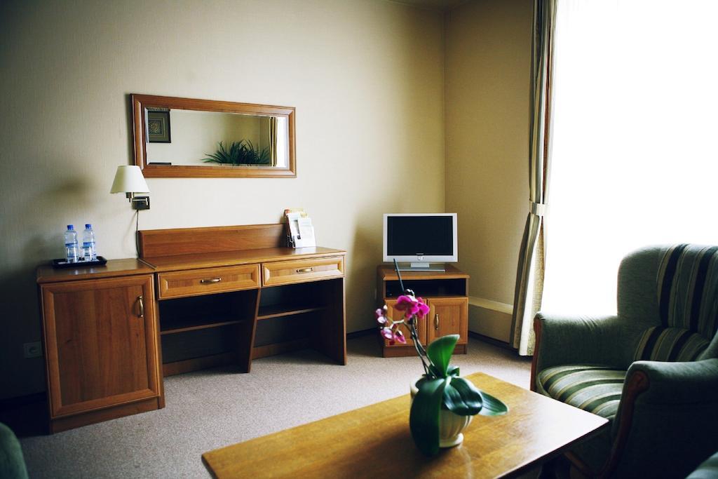 Hotel Zorza Namyslów Quarto foto